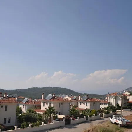 Ozalp Apart A4 Ortak Havuzlu * Cedit